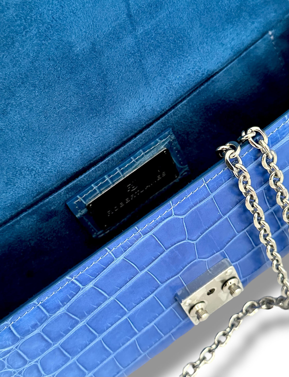 Electric Blue Alligator - The Minnie Pochette image 3